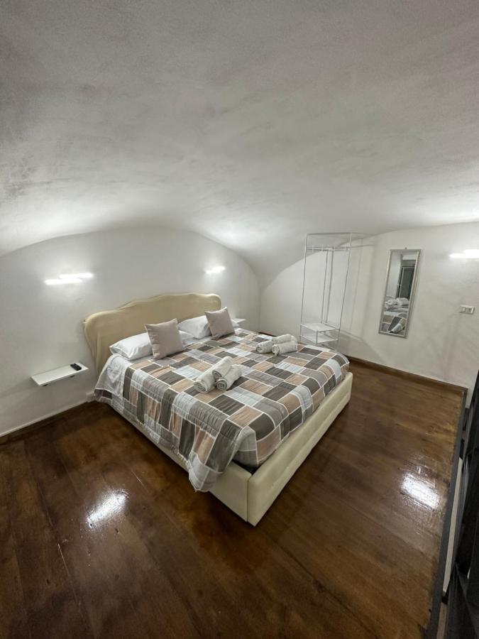 شقة Aurora House نابولي المظهر الخارجي الصورة