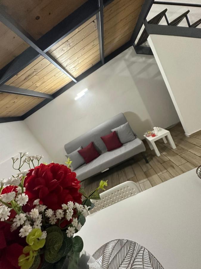 شقة Aurora House نابولي المظهر الخارجي الصورة