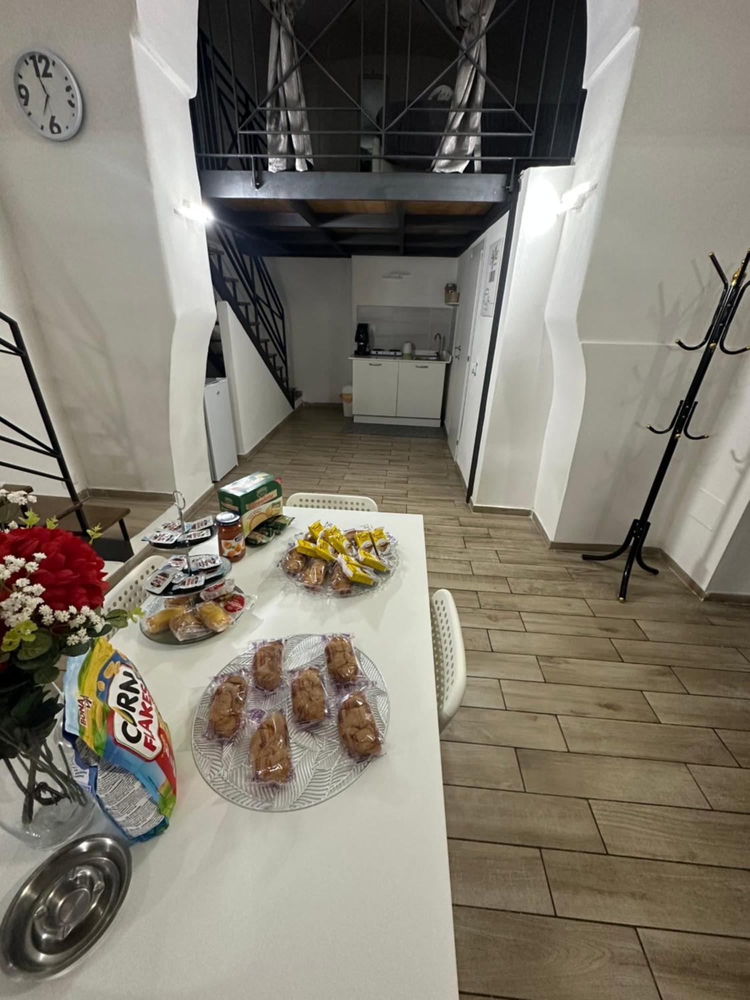 شقة Aurora House نابولي المظهر الخارجي الصورة